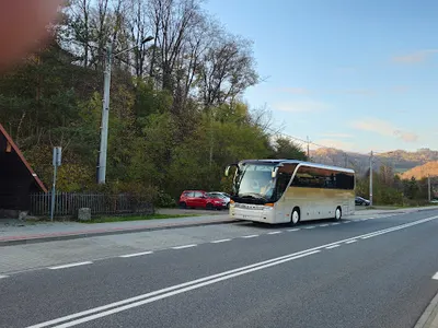 Usługi autokarowe FTHU Traveltrans Łukasz Basta